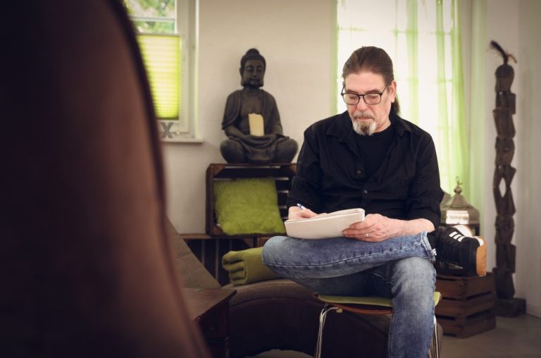 Hypnose Hausbesuch in Schleswig - Flensburg Hypnose Hausbesuch in Schleswig - Flensburg Therapie zu Hause